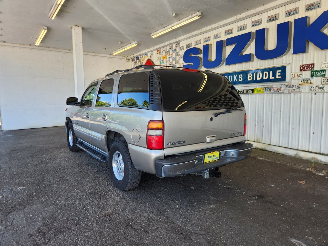 Used 2001 Chevrolet Tahoe LT w/ LT Preferred Equipment Group AWD/4WD image 5