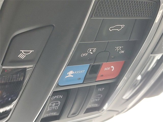 New 2025 Jeep Grand Cherokee L Altitude image 30