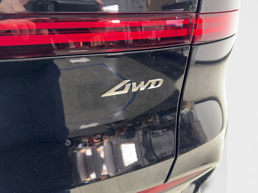 Used 2026 Genesis GV70 2.5T image 25