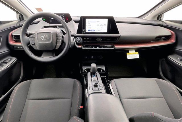 Used 2026 Toyota Prius Plug-In Hybrid FWD image 15