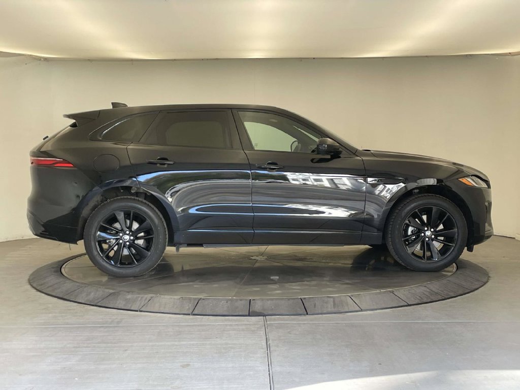 Used 2024 Jaguar F-PACE R-Dynamic S AWD/4WD image 6