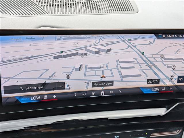 Used 2026 BMW 530i w/ Premium Package RWD image 14