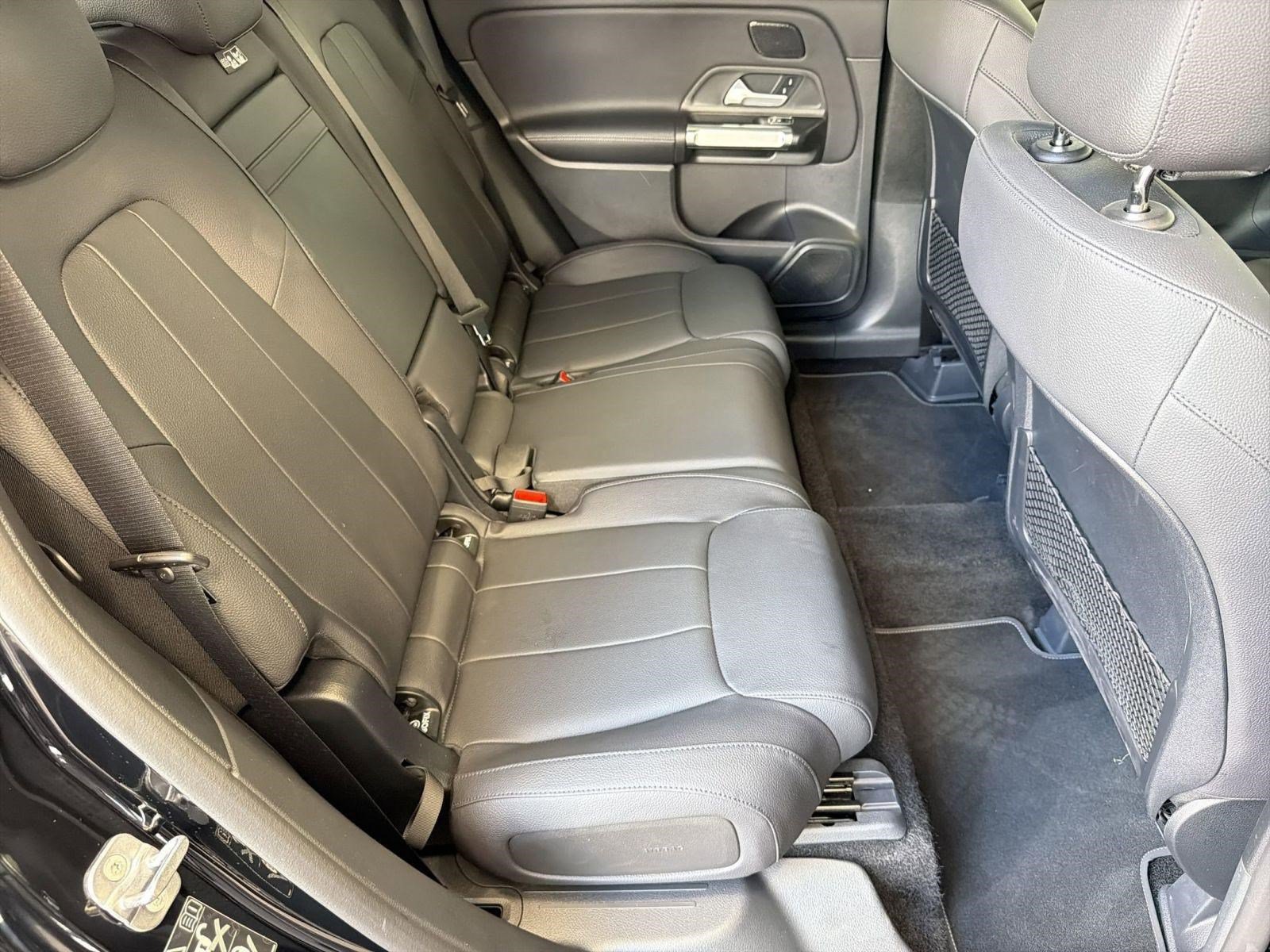Used 2026 Mercedes-Benz GLB 250 4MATIC image 30