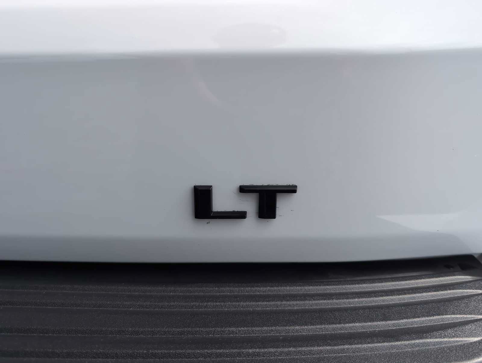 Used 2023 Chevrolet Tahoe LT w/ Luxury Package AWD/4WD image 37