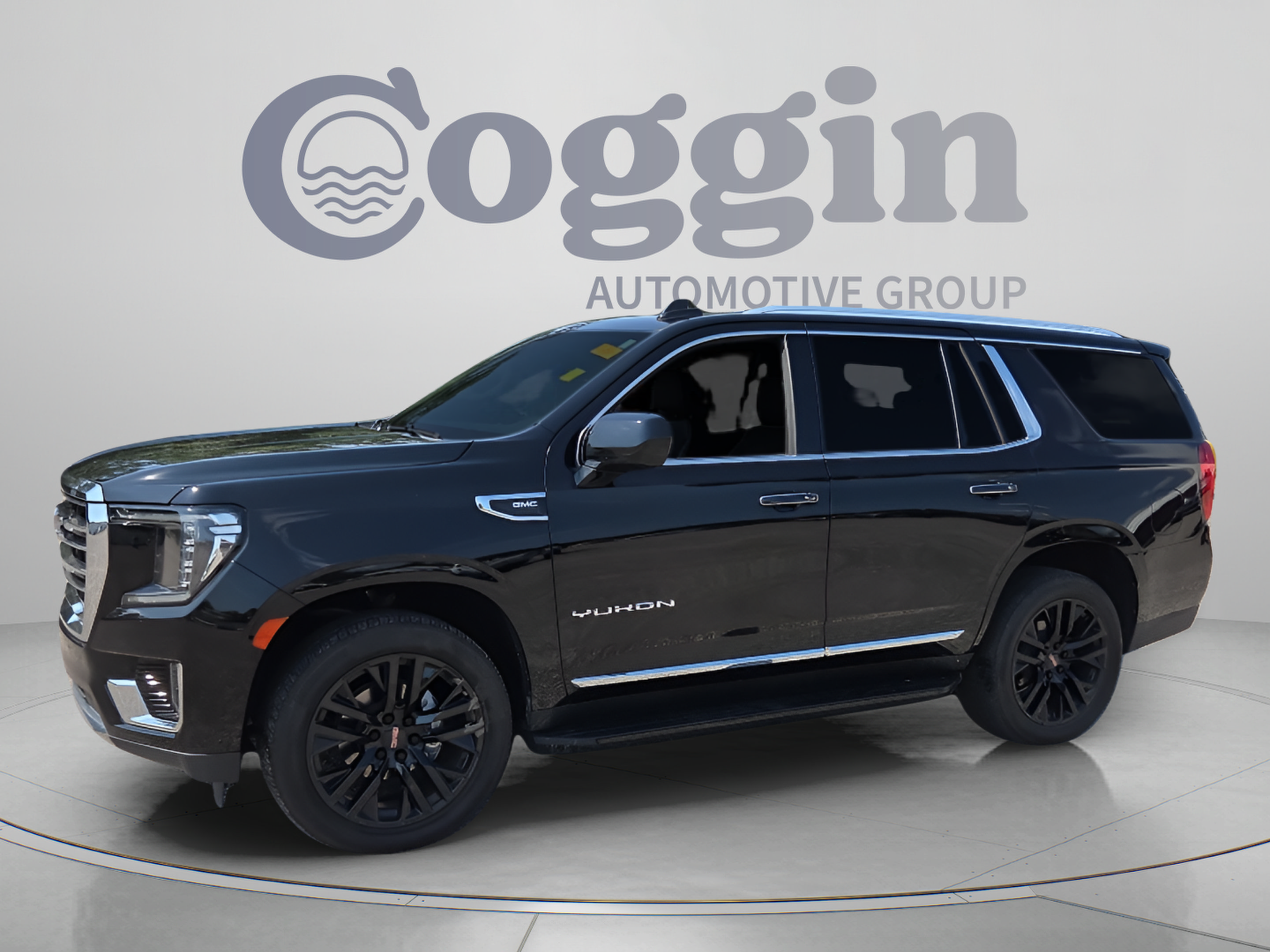 Used 2021 GMC Yukon SLT w/ Rear Media and Nav Package AWD/4WD image 1