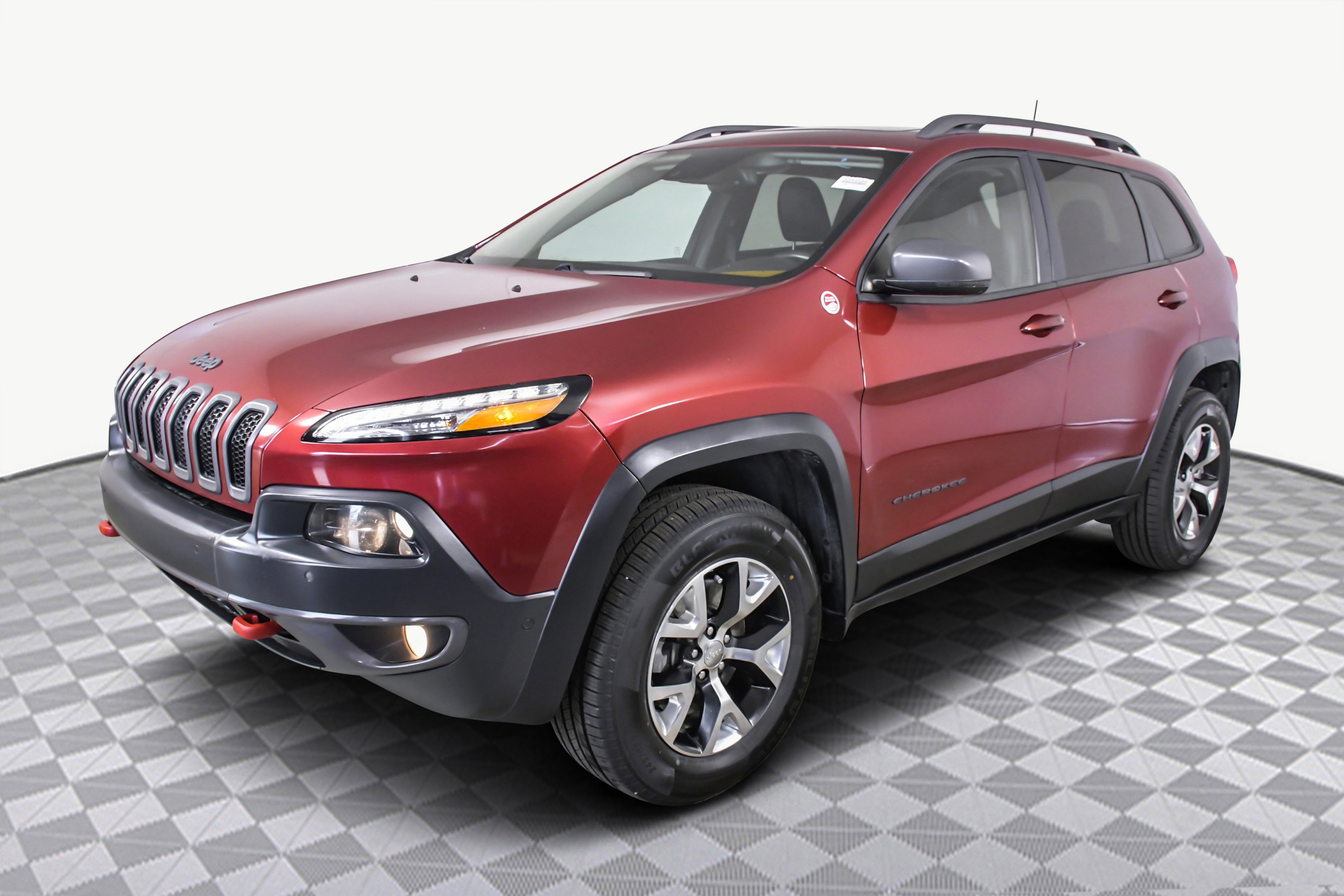 Used 2016 Jeep Cherokee Trailhawk w/ Comfort/Convenience Group image 4
