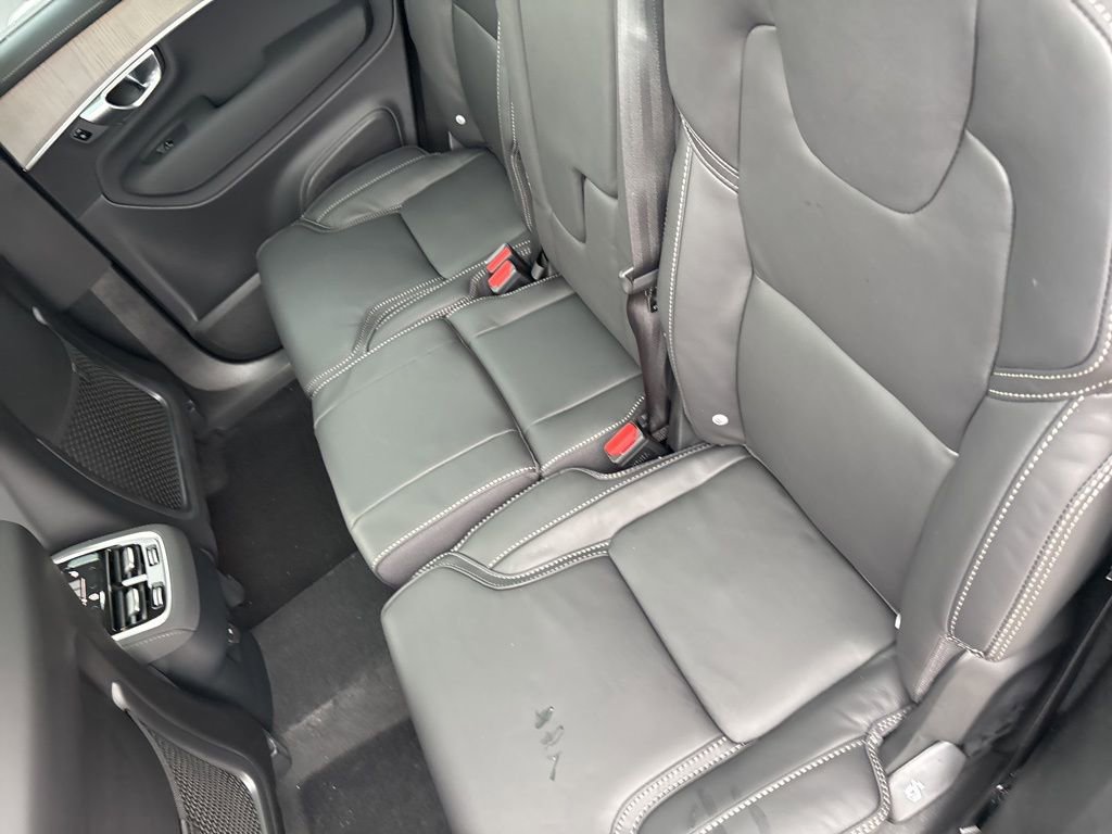 New 2026 Volvo XC90 B6 Ultra w/ Protection Package Premier image 39