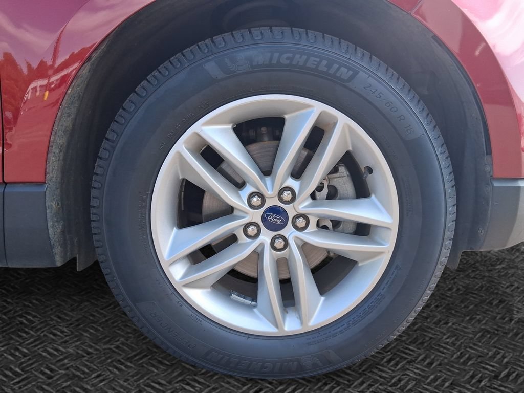 Used 2017 Ford Edge SEL w/ Equipment Group 201A FWD image 11