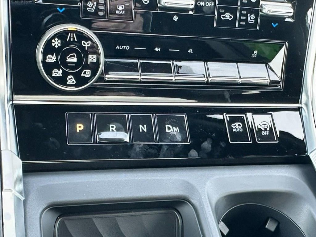 New 2026 Nissan Armada Platinum Reserve image 16