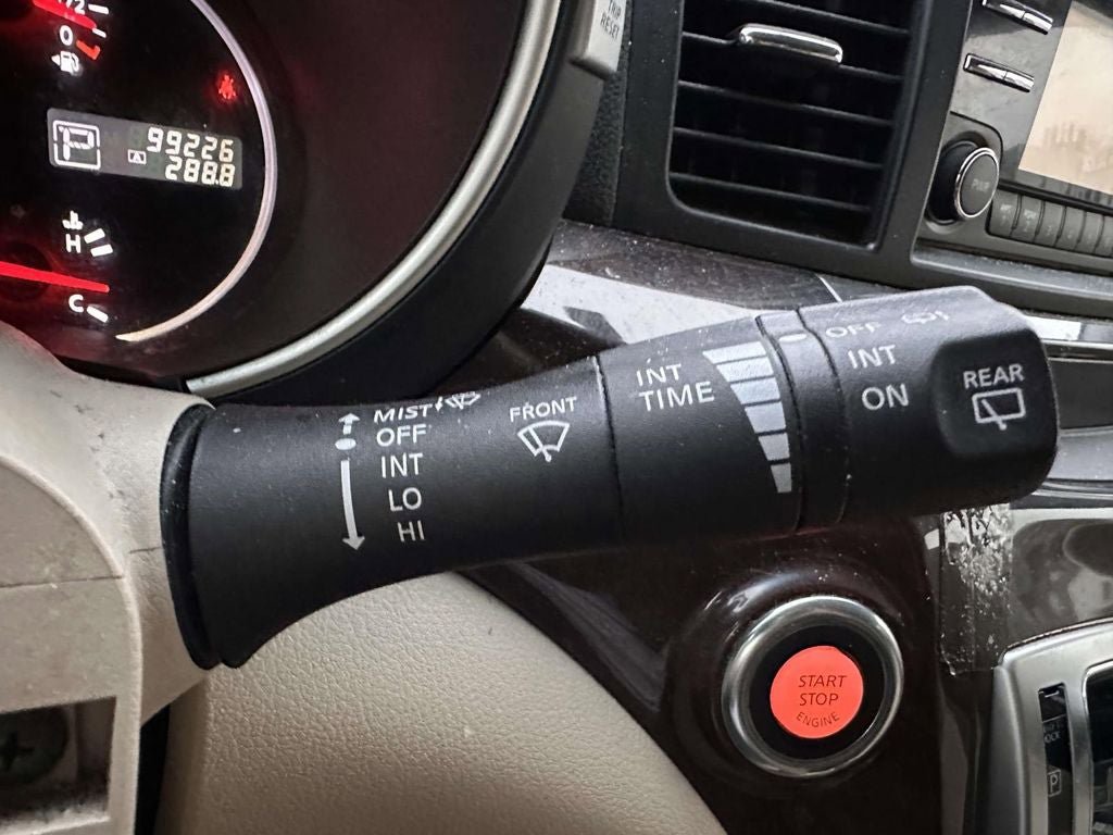 Used 2013 Nissan Quest SV image 35