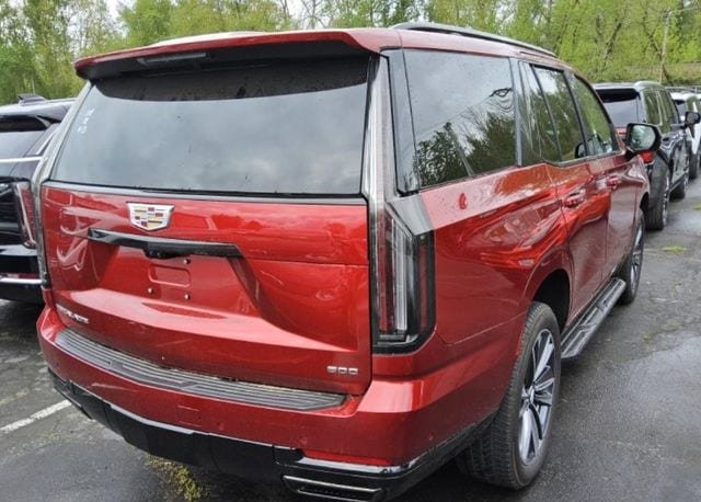 Used 2025 Cadillac Escalade Sport w/ LPO, Floor Liner Package AWD/4WD image 4