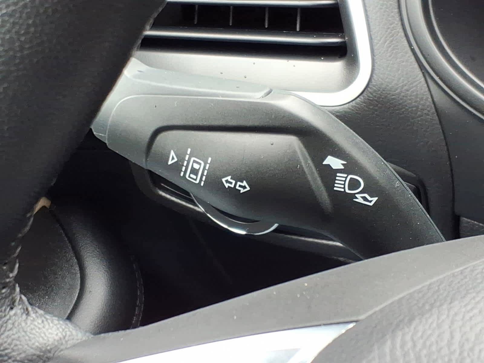 Used 2024 Ford Edge SEL w/ Convenience Package AWD/4WD image 14