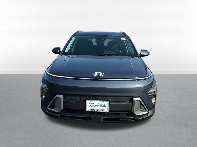 Used 2025 Hyundai Kona SEL image 2