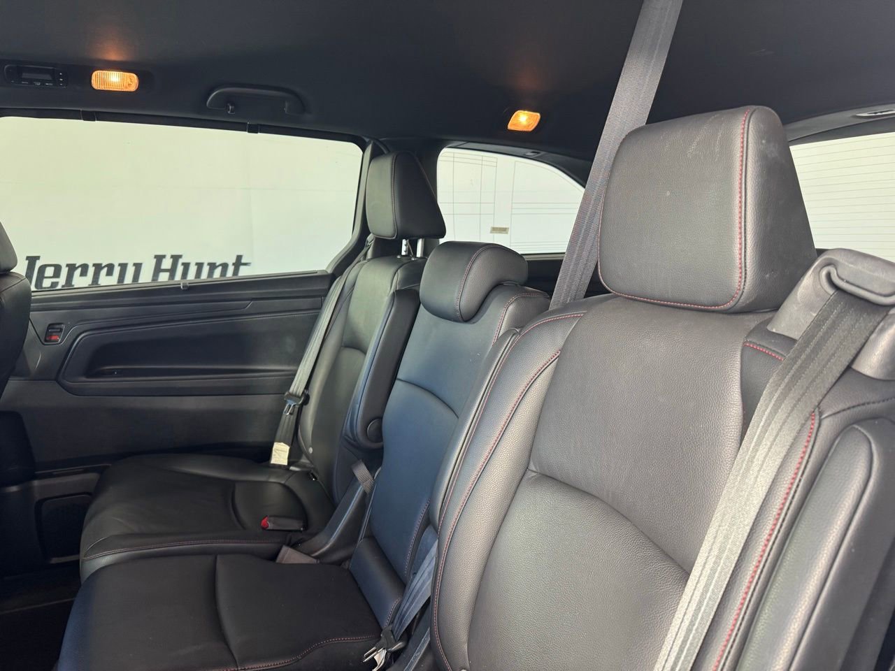 Used 2025 Honda Odyssey Sport-L image 11