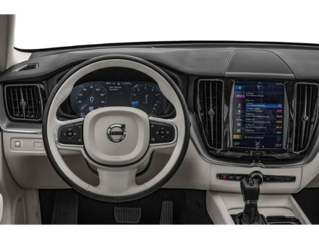 Used 2020 Volvo XC60 T6 Momentum w/ Protection Package Premier AWD/4WD image 7