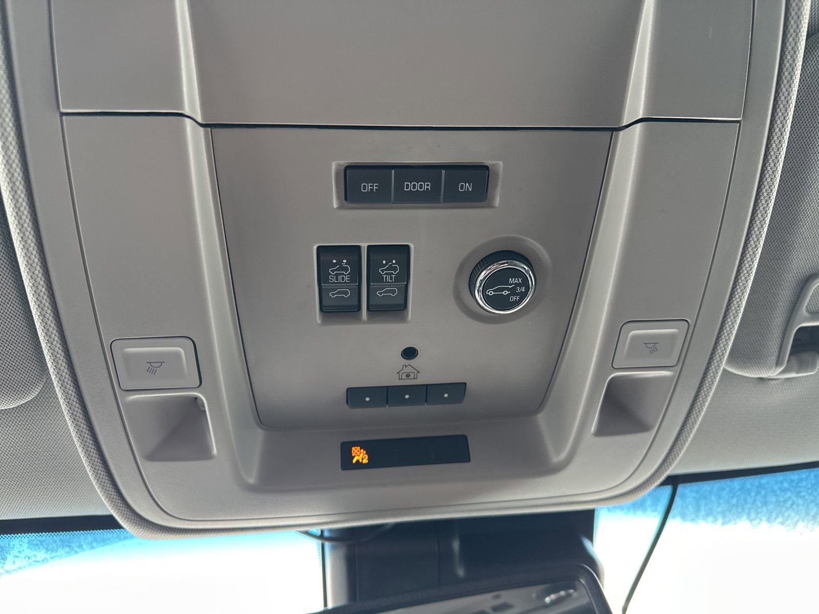 Used 2017 GMC Yukon SLT w/ Open Road Package image 77