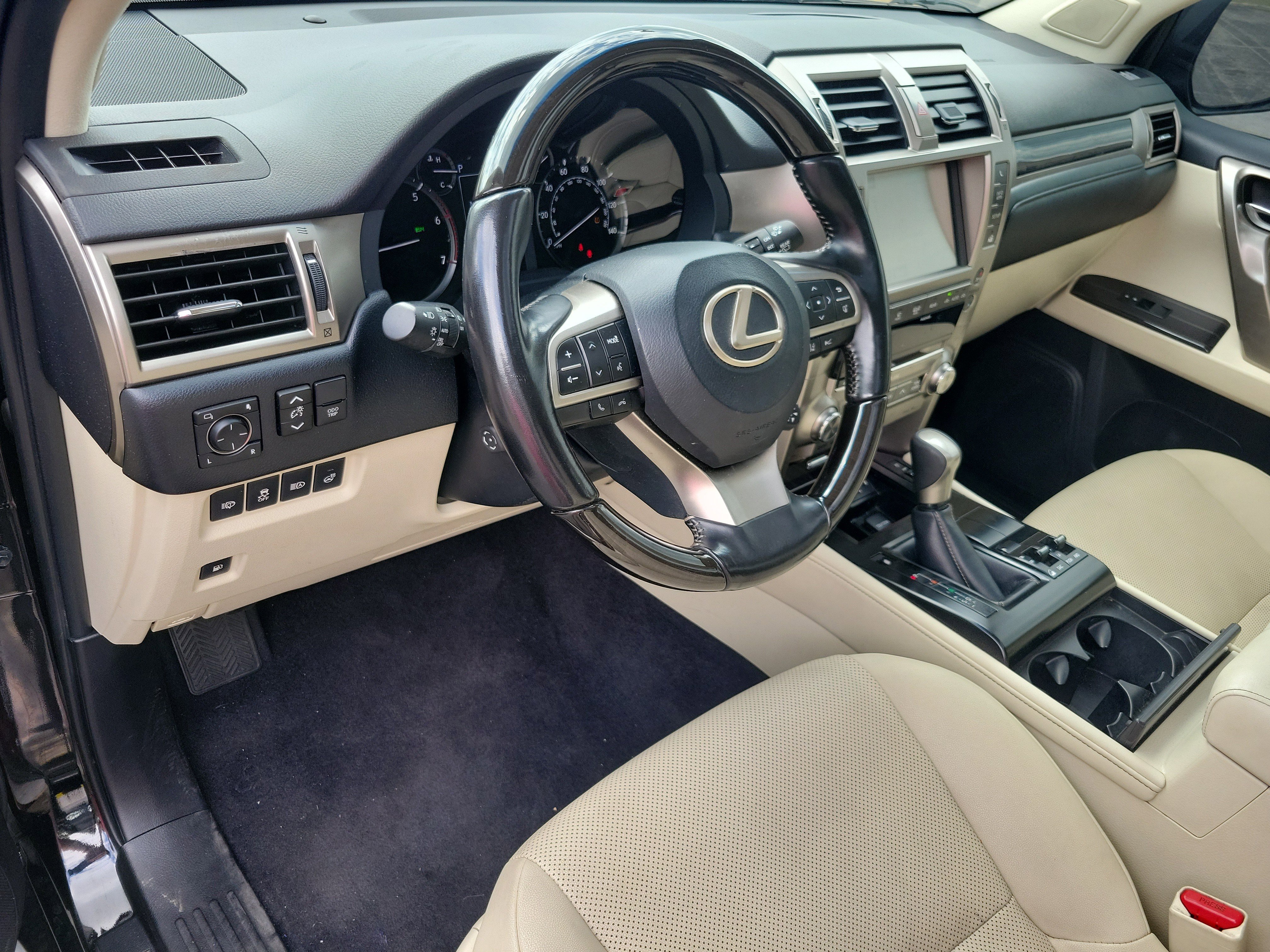 Used 2021 Lexus GX 460 Premium AWD/4WD image 3