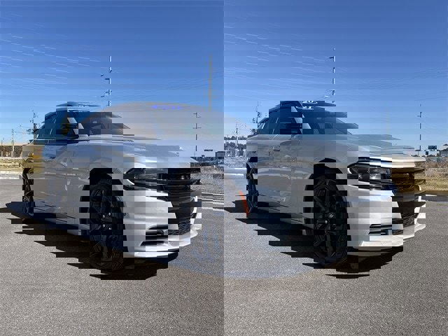 Used 2021 Dodge Charger SXT w/ Blacktop Package image 7