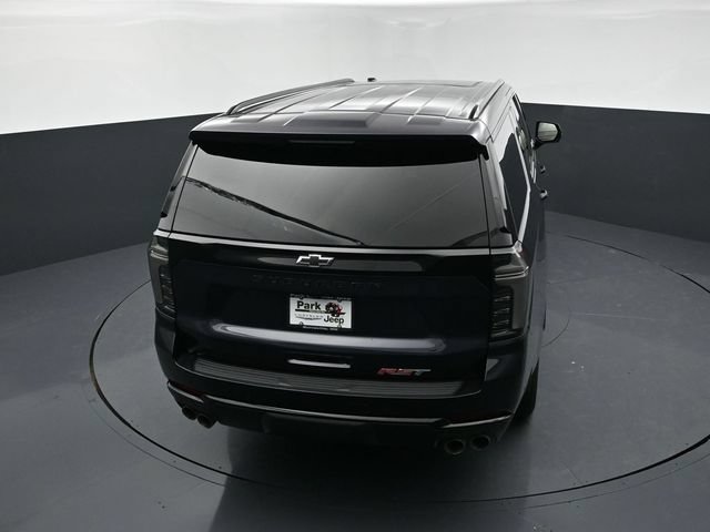 Used 2026 Chevrolet Suburban RST w/ Comfort Package AWD/4WD image 17