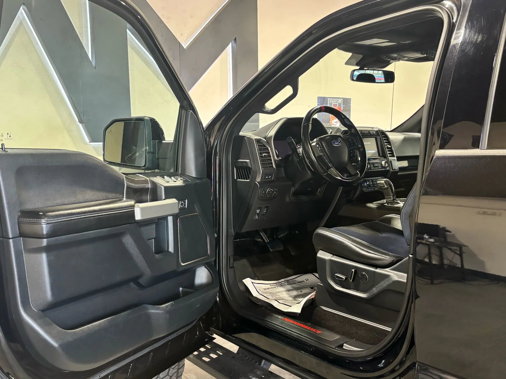 Used 2019 Ford F150 Raptor w/ Equipment Group 802A Luxury image 10