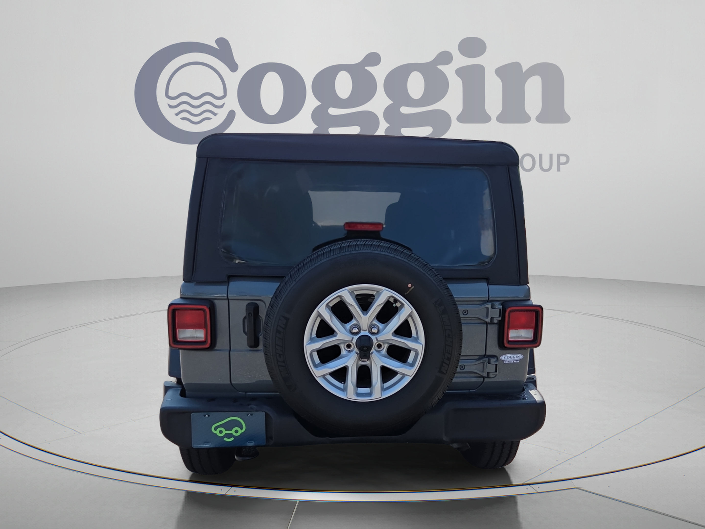 Used 2023 Jeep Wrangler Unlimited Sport AWD/4WD image 4