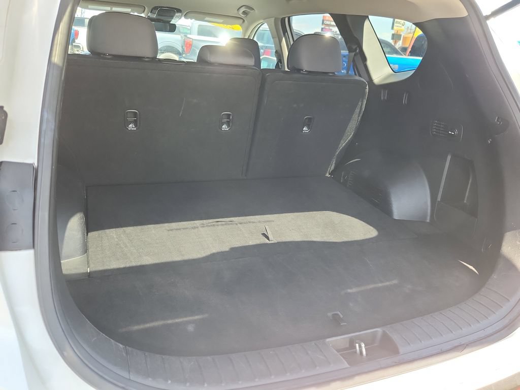 Used 2021 Hyundai Santa Fe SE AWD/4WD image 11