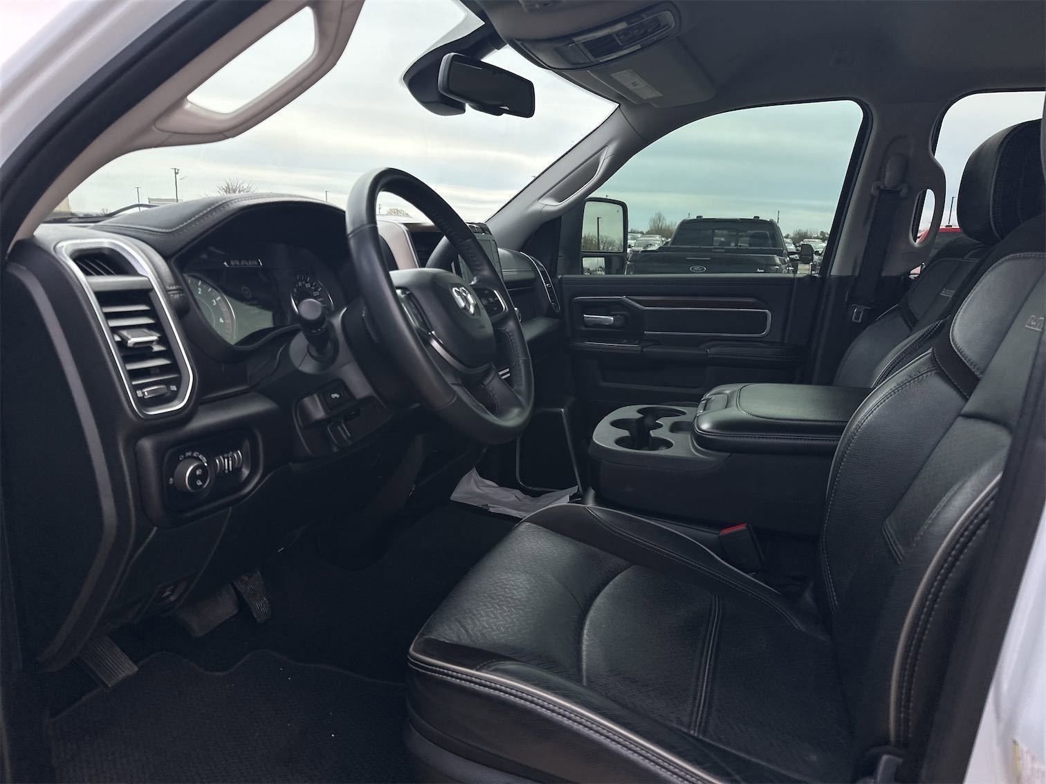 Used 2024 RAM 2500 Laramie AWD/4WD image 21
