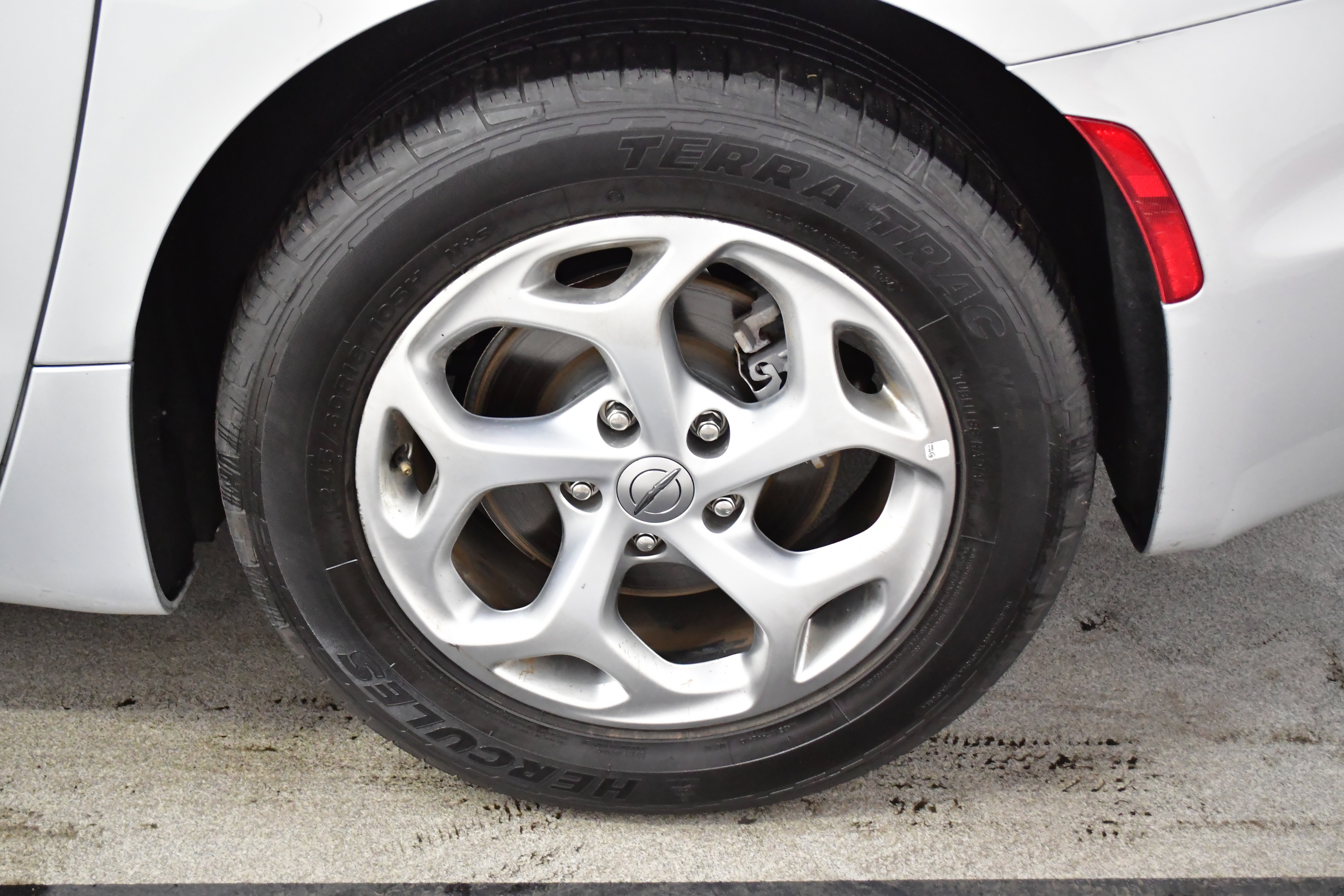 Used 2024 Chrysler Pacifica Limited image 58