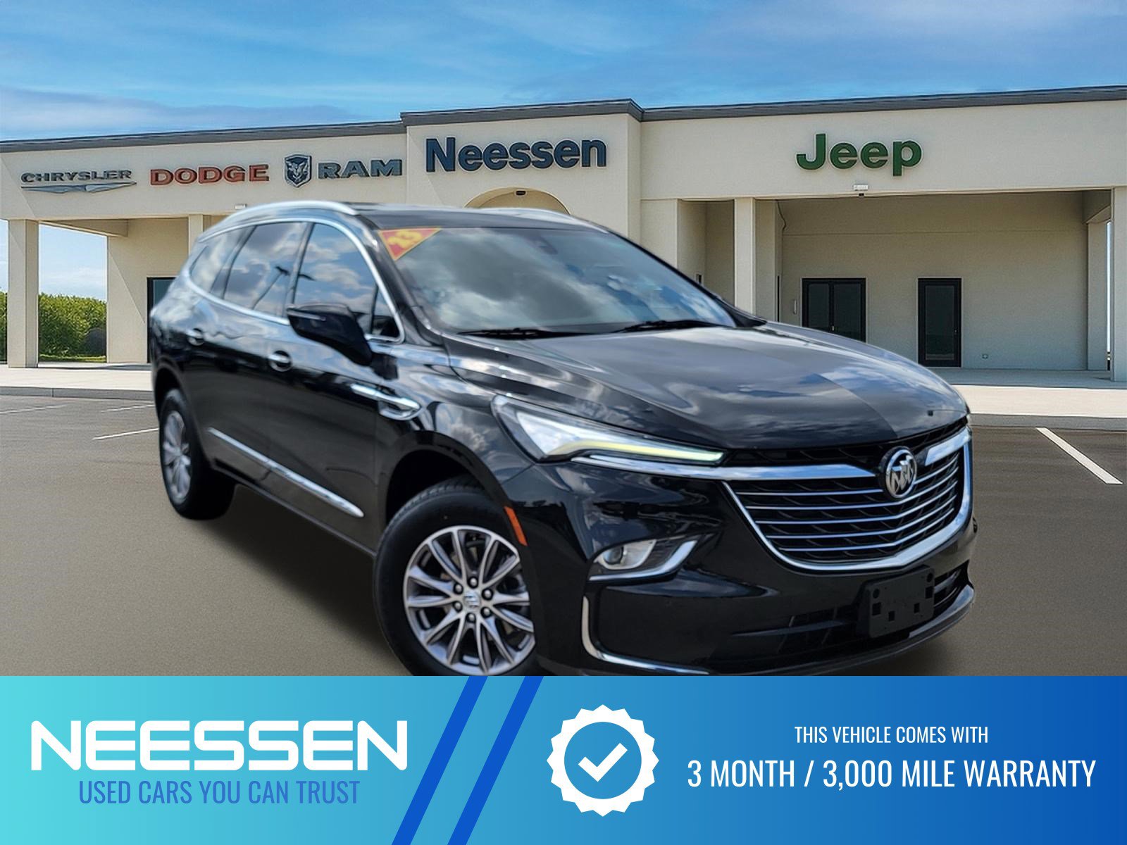 Used 2023 Buick Enclave Essence image 1