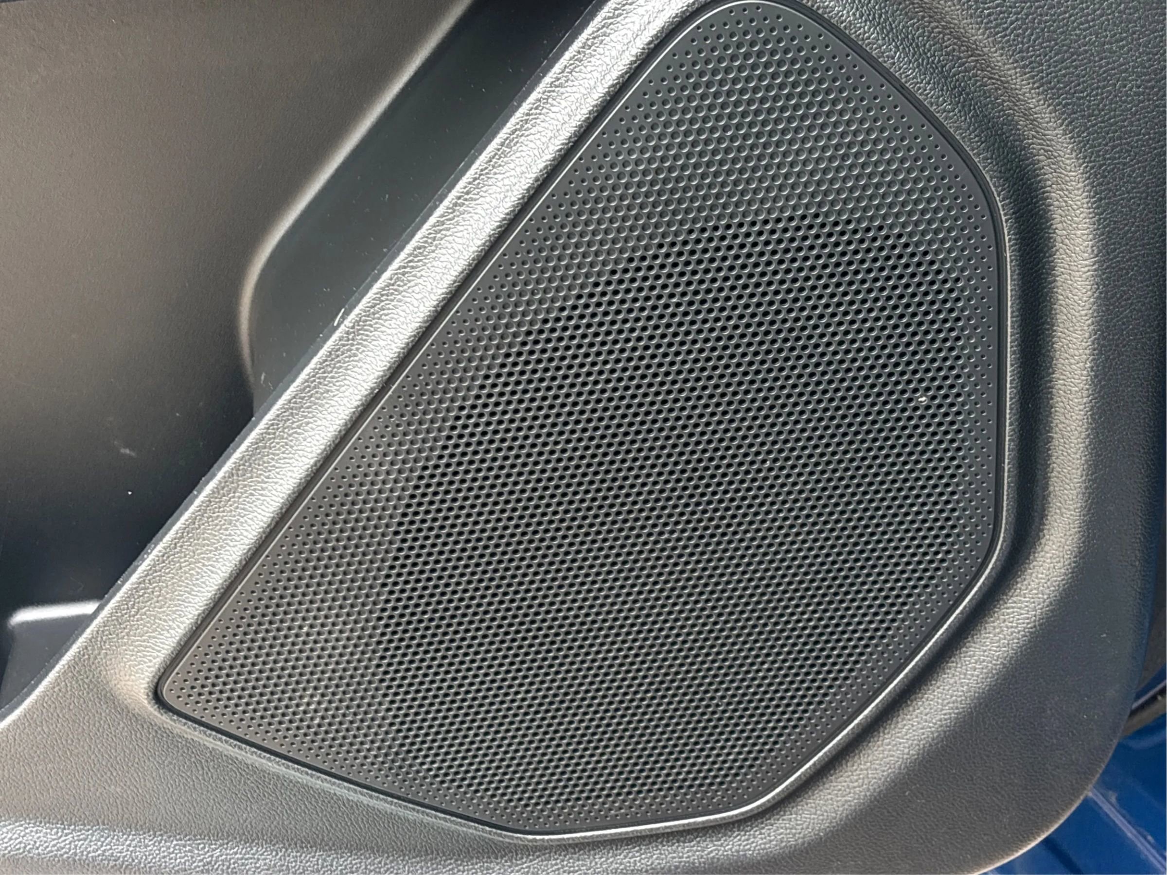 Used 2021 Ford Explorer Limited image 40