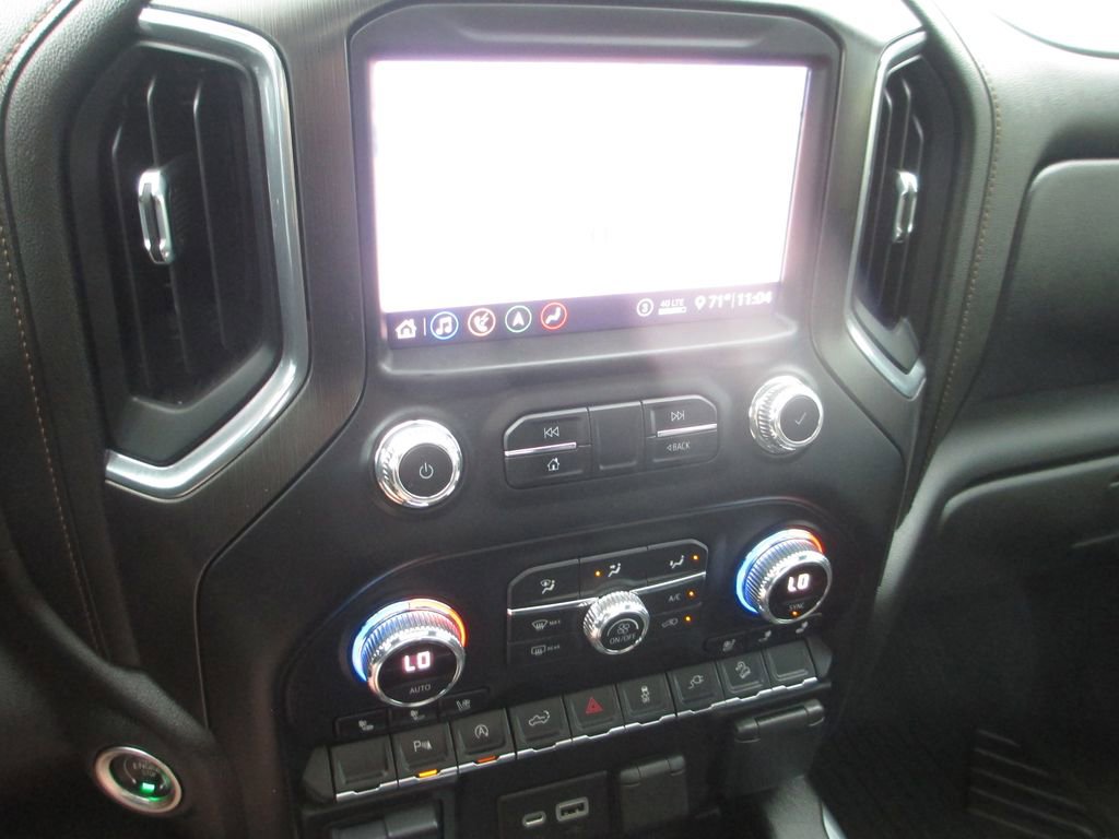 Used 2020 GMC Sierra 1500 AT4 w/ AT4 Premium Package AWD/4WD image 34