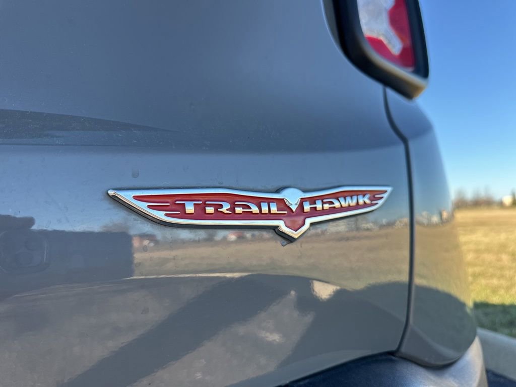 Used 2020 Jeep Renegade Trailhawk w/ Premium Leather Group image 4