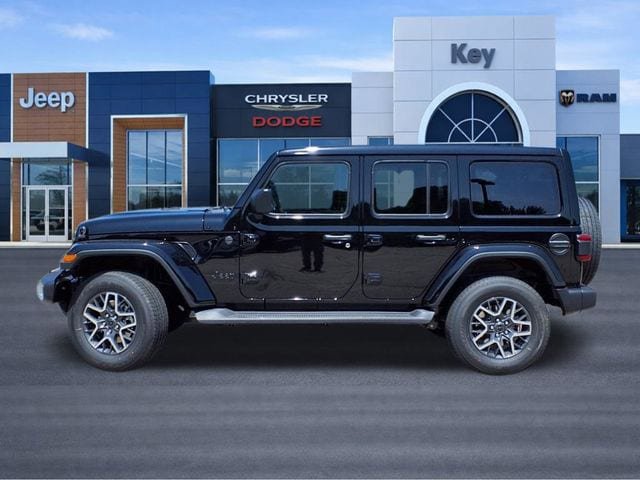 New 2025 Jeep Wrangler Unlimited Sahara AWD/4WD image 2