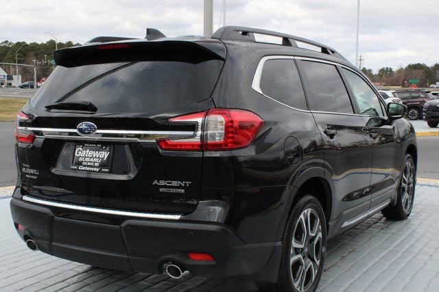 New 2026 Subaru Ascent Limited image 3