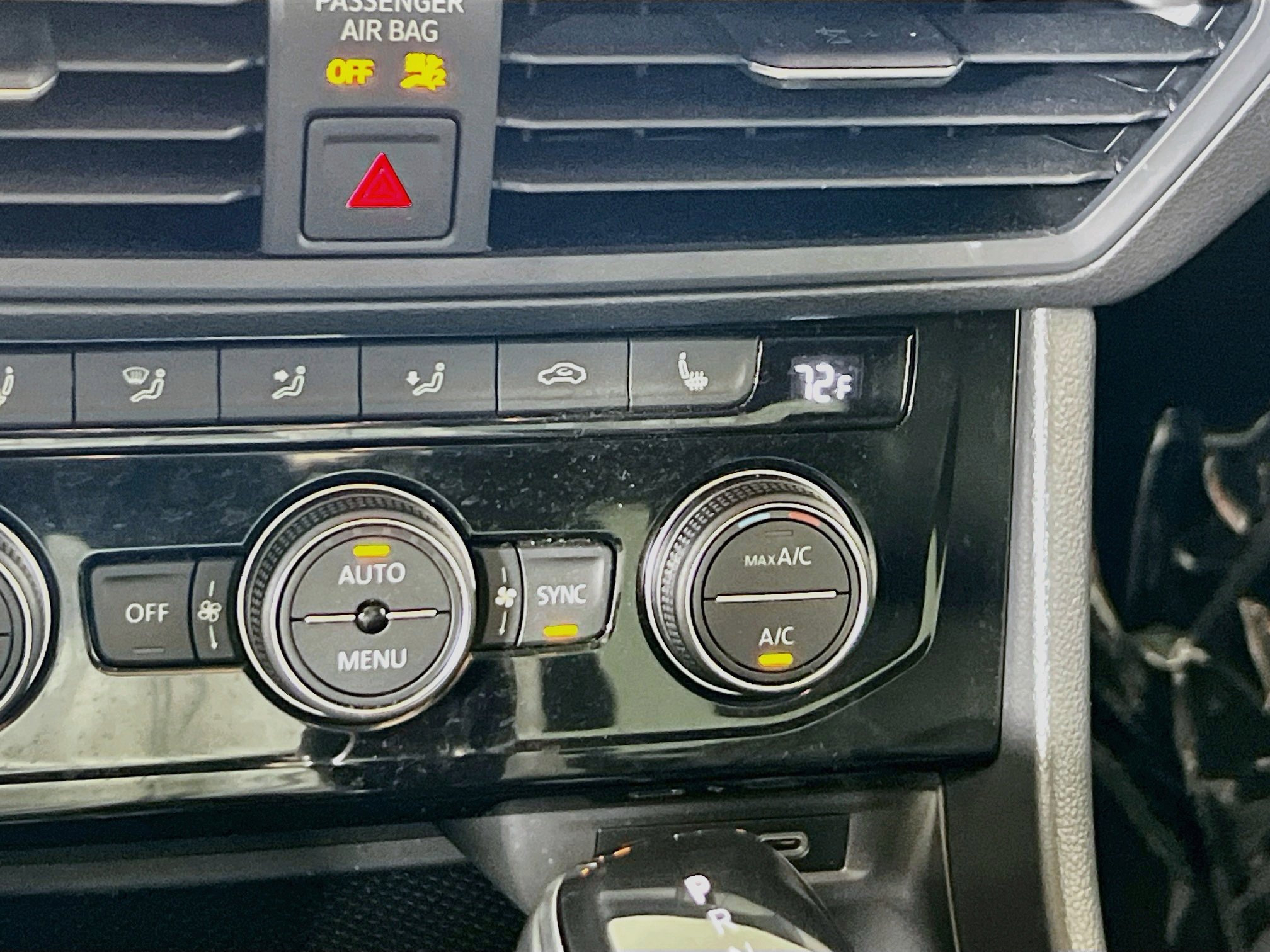 Used 2022 Volkswagen Jetta SE FWD image 19
