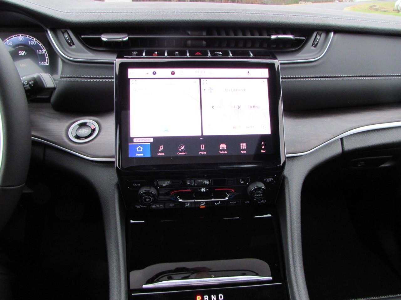 New 2025 Jeep Grand Cherokee Limited image 26