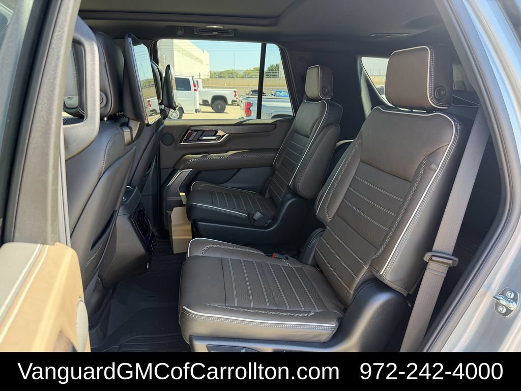 New 2026 GMC Yukon Denali Ultimate AWD/4WD image 25