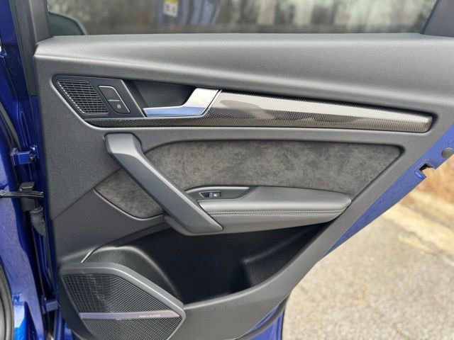 Used 2020 Audi SQ5 Premium Plus w/ Premium Plus Package image 15