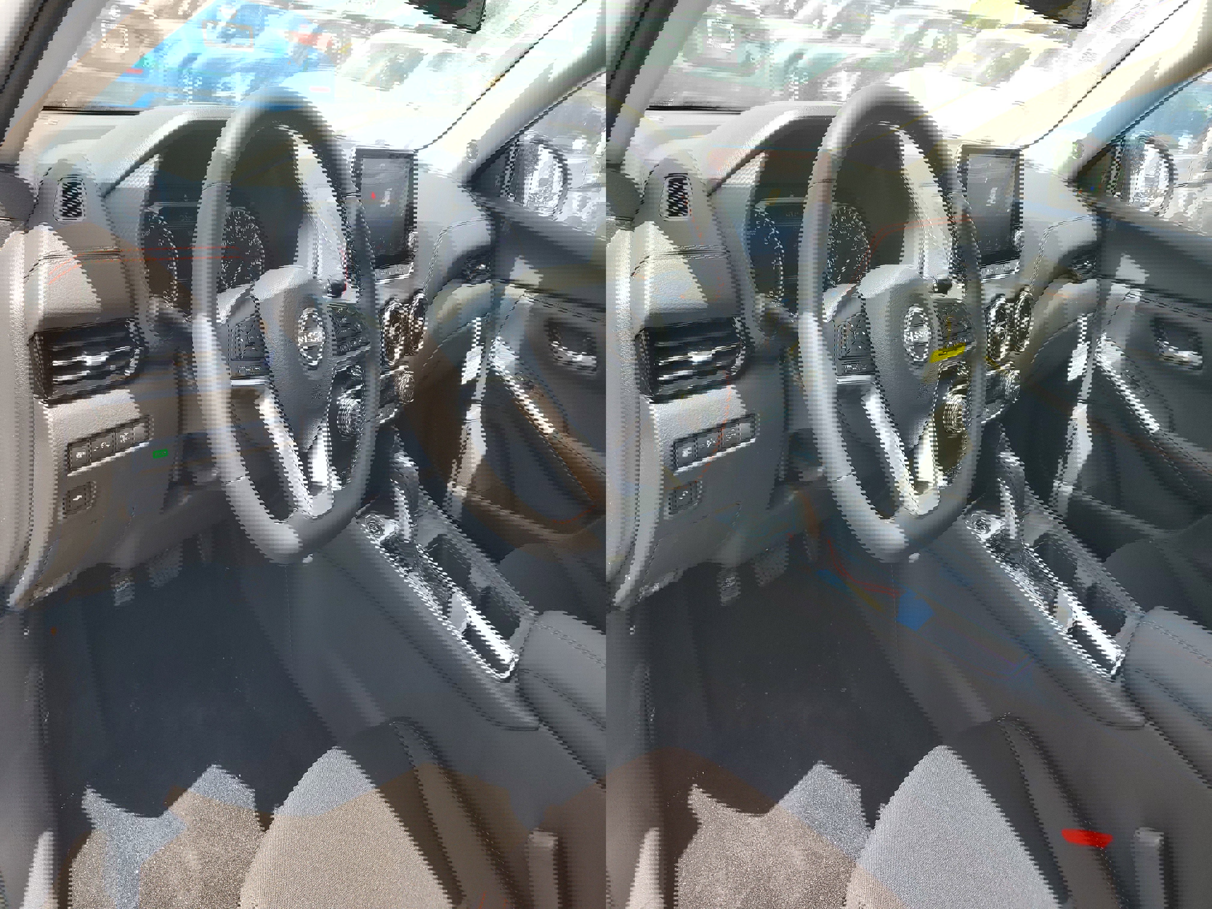 New 2025 Nissan Sentra SR w/ Midnight Edition image 10