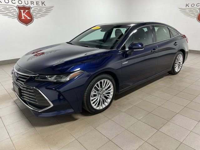 Used 2021 Toyota Avalon Limited w/ Advanced Safety Package FWD image 3