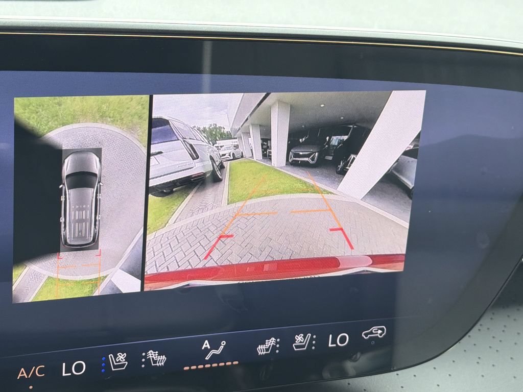 New 2026 Buick Enclave Avenir w/ Super Cruise Package FWD image 25