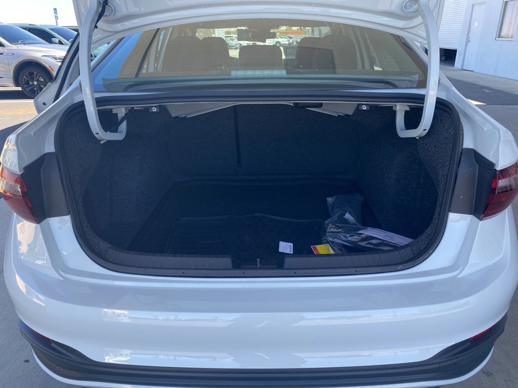 New 2025 Volkswagen Jetta S image 27