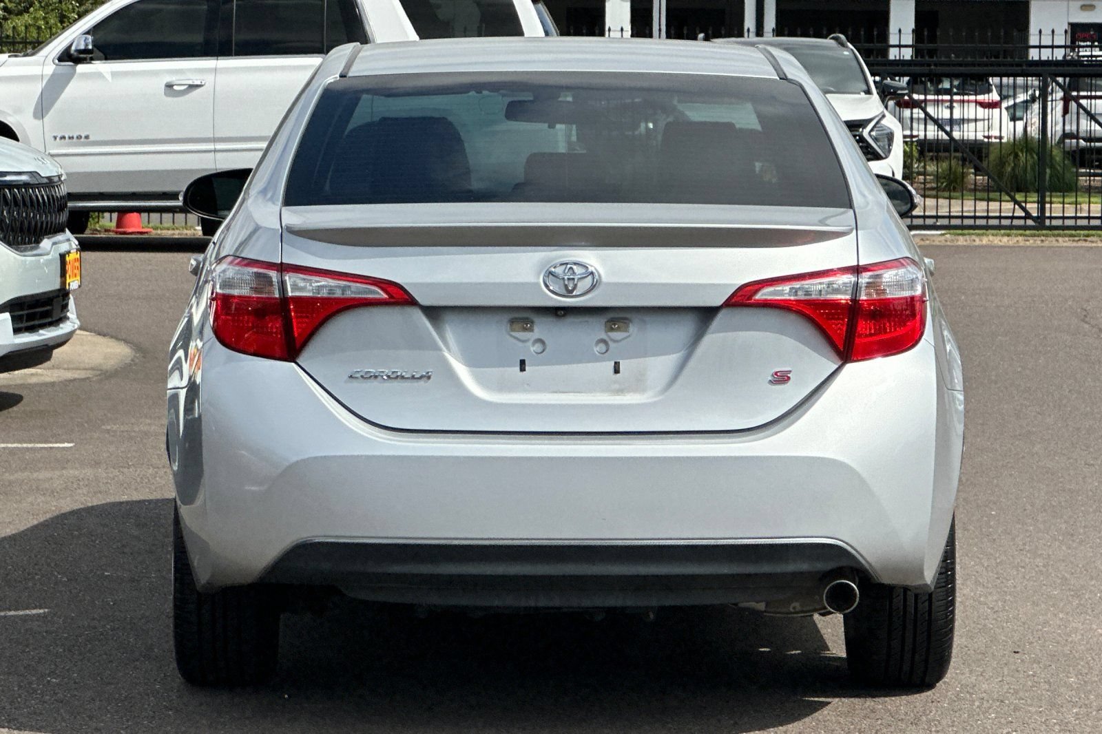 Used 2015 Toyota Corolla S FWD image 5