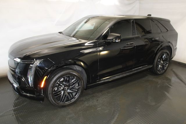 Certified 2025 Cadillac Escalade IQ Sport 2 w/ LPO, ONYX Package AWD/4WD image 2