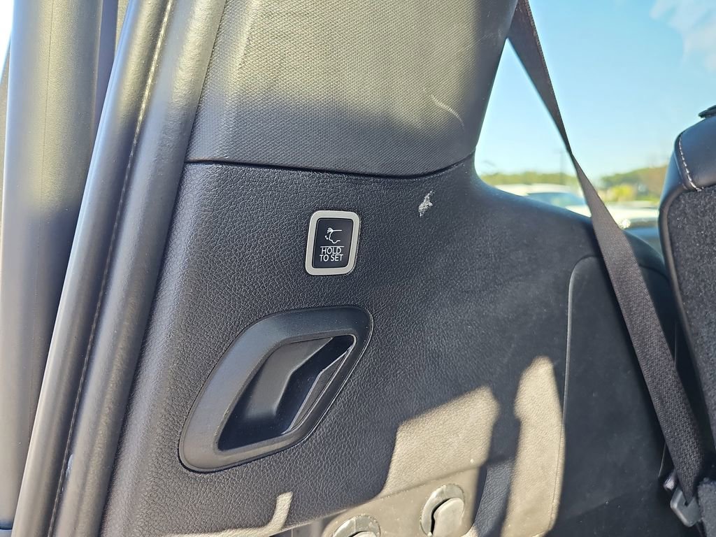 Used 2022 Jeep Wagoneer Series II w/ Premium Group I image 19