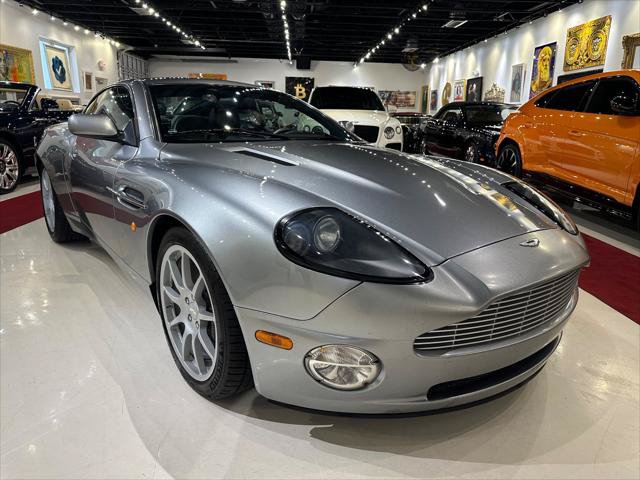 Used 2004 Aston Martin Vanquish RWD video 2