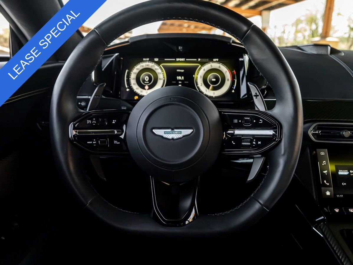 Used 2025 Aston Martin V8 Vantage Coupe RWD image 11