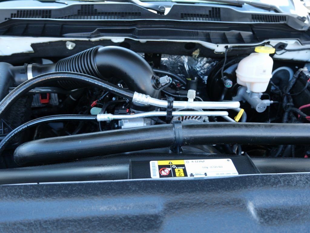 Used 2023 RAM 1500 Classic SLT AWD/4WD image 31