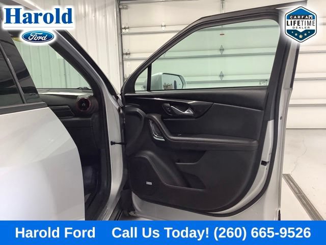Used 2020 Chevrolet Blazer RS FWD image 11