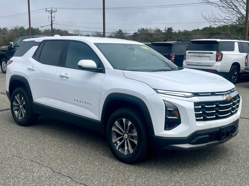 New 2026 Chevrolet Equinox LT w/ Safety and Technology Package AWD/4WD image 8